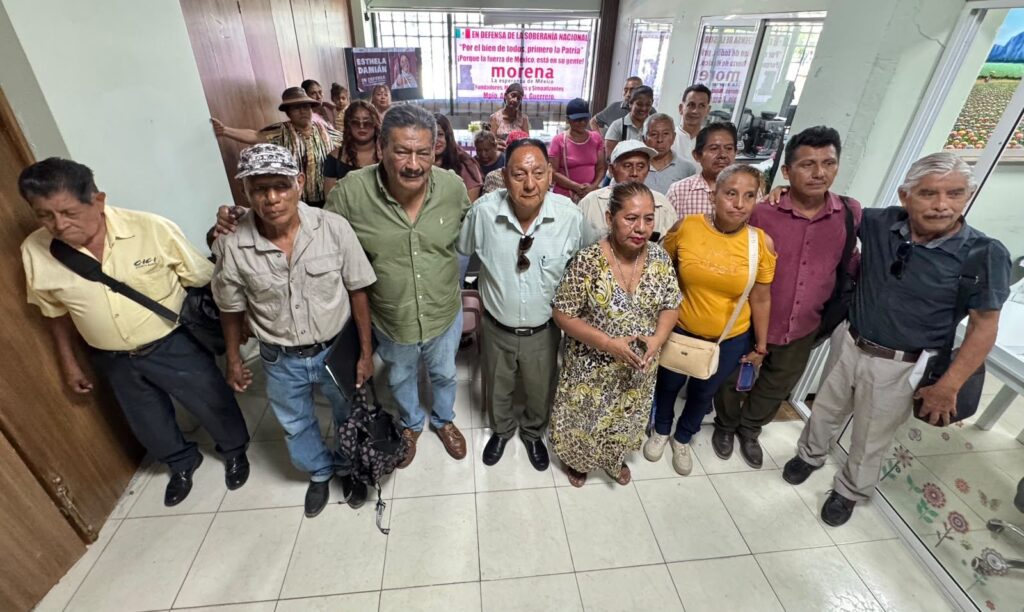 Asistentes a la reunión «En defensa de la soberanía nacional» en Acapulco
